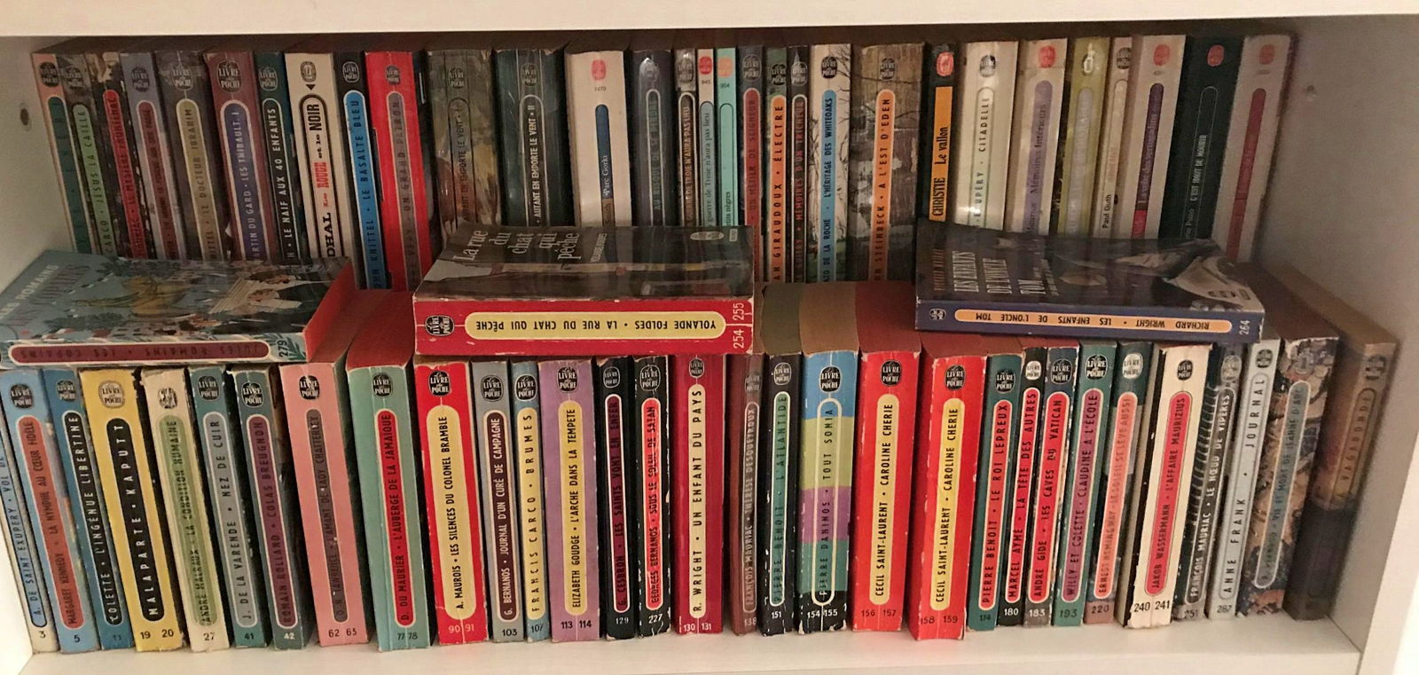 Vends livres de poche années 60 sur GensDeConfiance