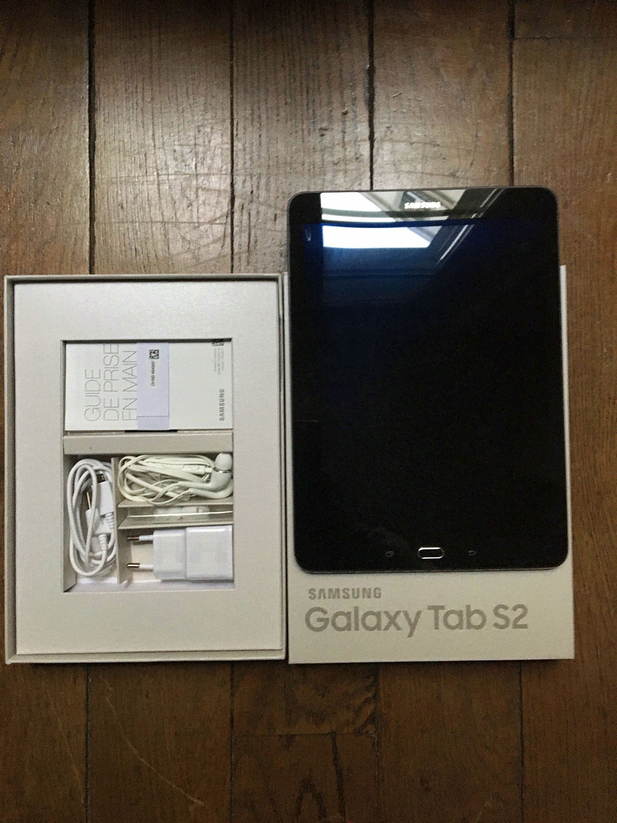 Tablette Samsung Galaxy Tab S2 sur Gens de Confiance - Google Play Store Ne Cesse De S Arrêter Tablette Samsung